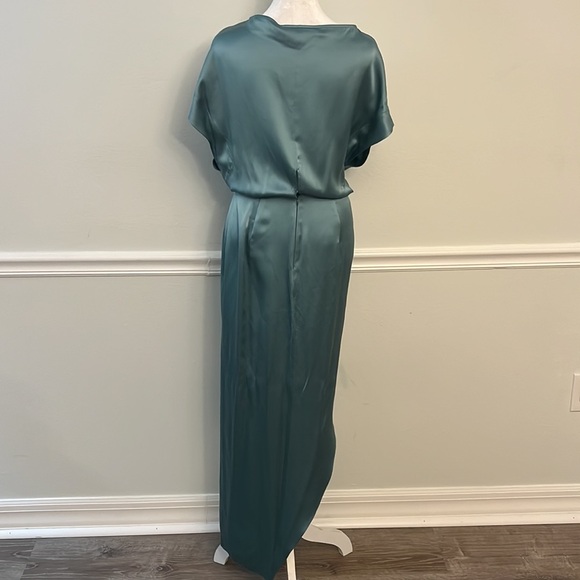 Elegant Asymmetrical Teal Dress - Picture 4 of 14
